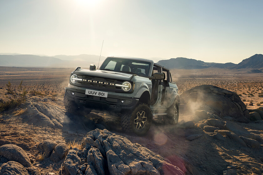 ¡Confirmado! El resucitado Ford Bronco se venderá en Europa y podrá convertirse en camper